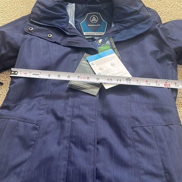 NEW Powder Room Micro-Lite Jacket - Picture 9 of 11